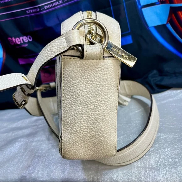 MICHAEL KORS Brooklyn Large Camera Bag Crossbody Purse - Picture 9 of 16